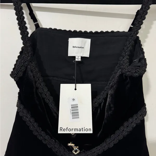 NWT Reformation Minna Velvet Top Black Size 0 - Image 5