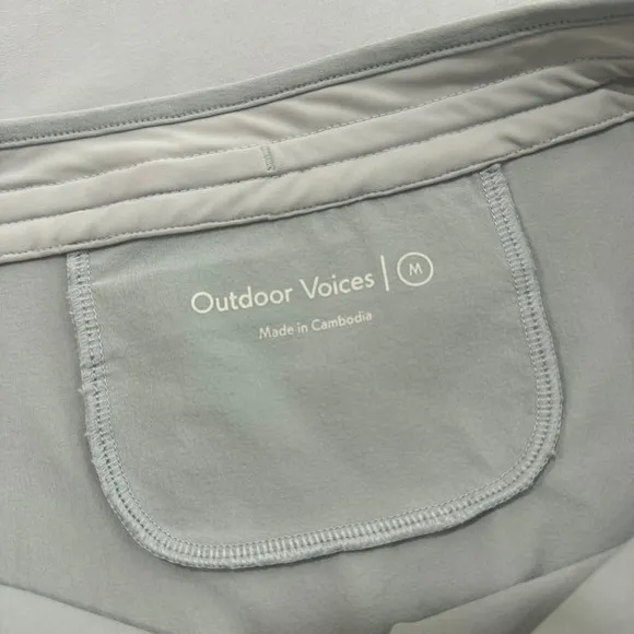 Outdoor Voices Rectrek Skirt Light Grey Athletic Hiking Mini Skirt Womens Medium - Image 4