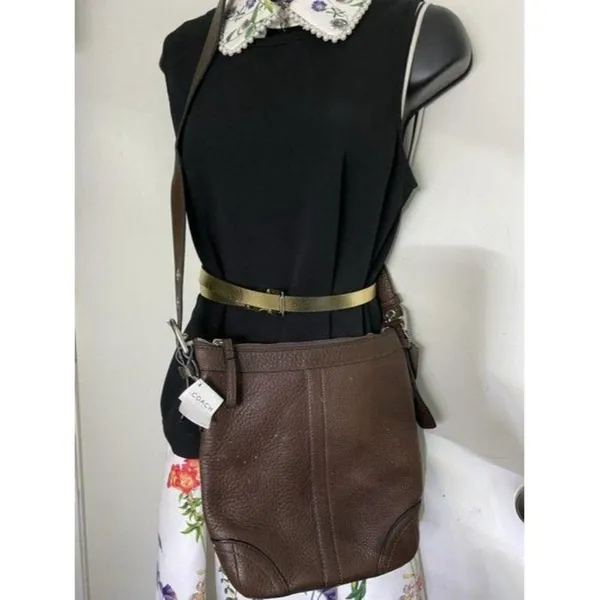 coach shoulder brown leather cross body bag - Image 7