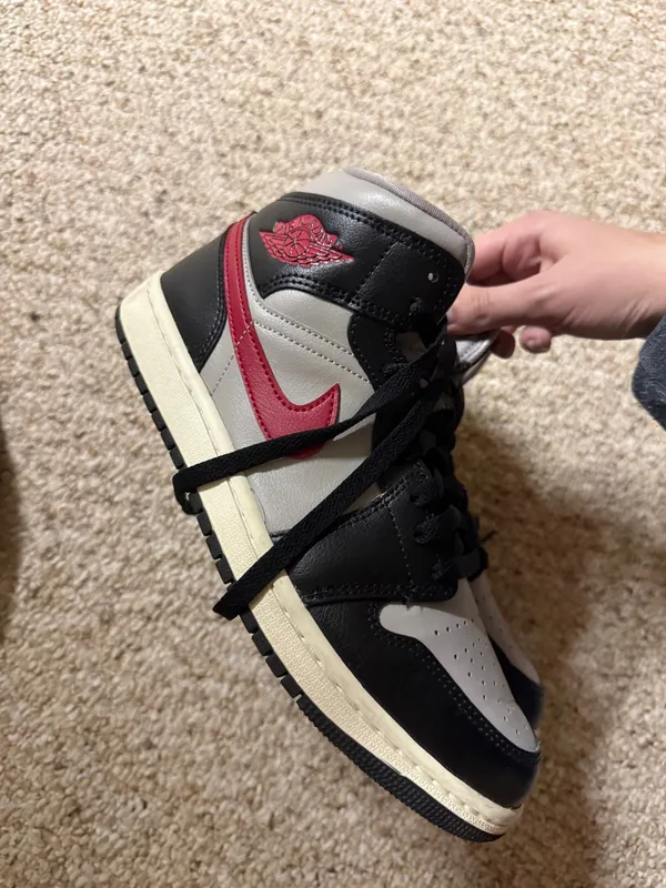 Nike air jordans - Image 2