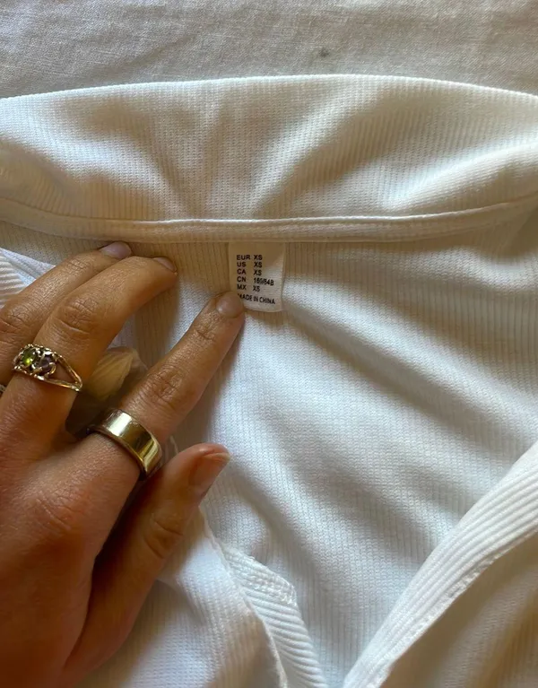 Amazon White Collared Crop Top - Image 5
