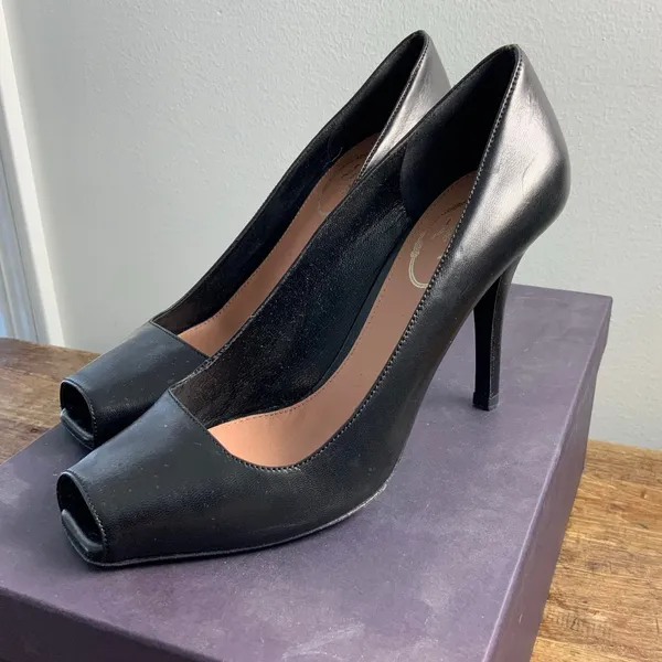 Prada Capretto Pretty Nero Authentic‎ Black Peep Toe Pumps size 37.5 - Image 5