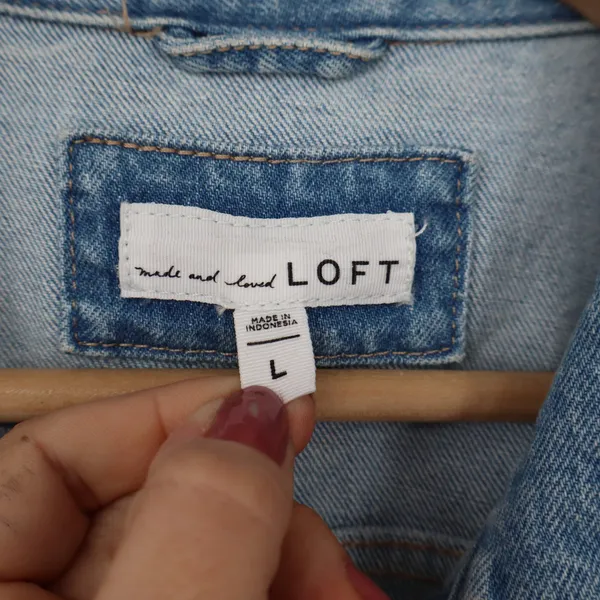 LOFT Denim Jacket Womens L Trucker Light Blue Stretch Button Down Excellent - Image 2