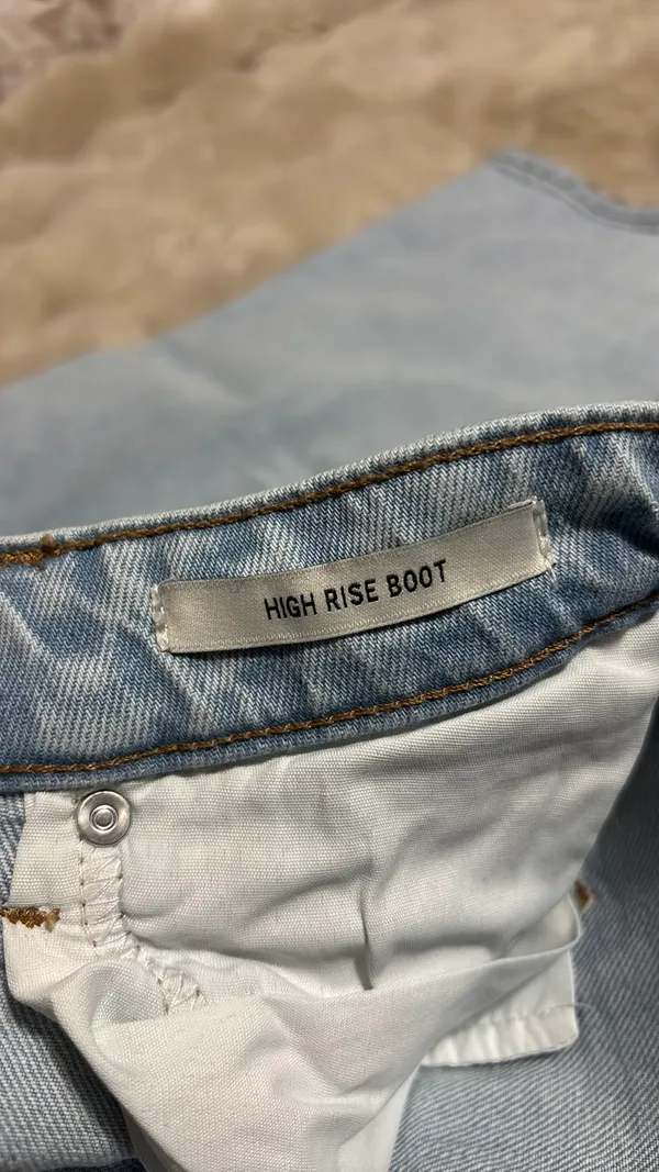 Wrangler High-Rise Bootcut Jeans - Image 3