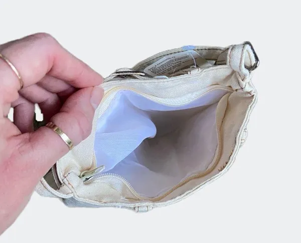 NWT Vintage Y2K Small White Denim Purse 🔥 - Image 3