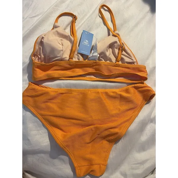 Cupshe Solid Low Waist Bikini Set Triangle Two Pieces Swimwear Size‎ S. A-900 - Image 4