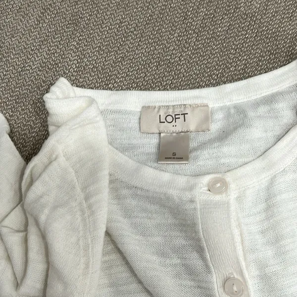 Loft women’s white cardigan top - Image 3