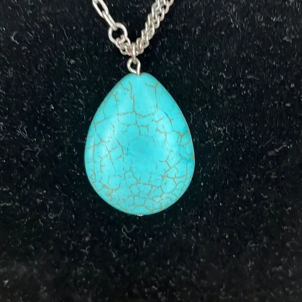 Silver Paperclip Turquoise Teardrop Pendant Matching Round Earring Set Classic - Image 3