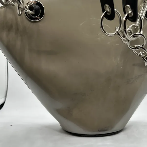 Sono London Tokyo Paris Grey Patent Fan Shaped Chain Shoulder Bag - Image 6