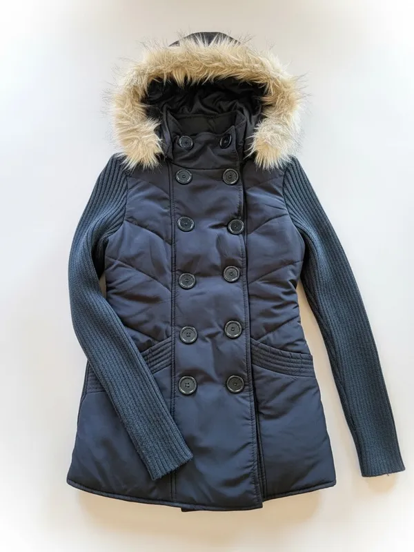Black Puffer Coat Women’s Medium Faux Fur Hood Button Front - Image 2