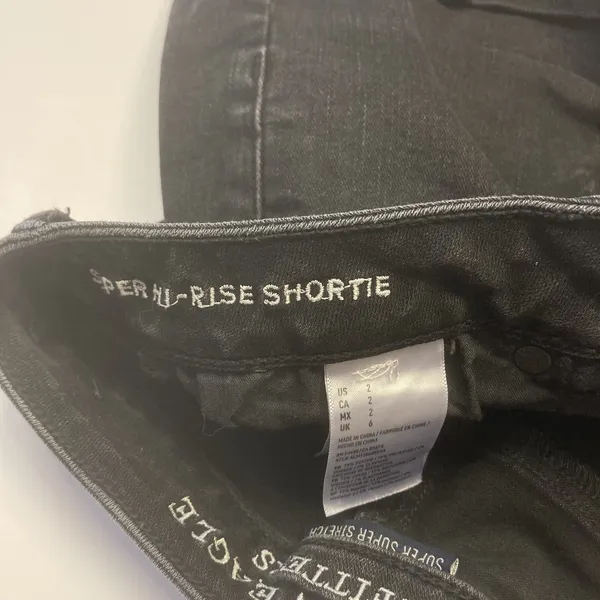 American Eagle Super Hi-Rise Shortie Women 2 Black‎ Super Super Stretch Denim - Image 6
