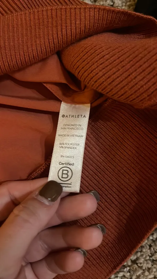 athleta top rust color size small - Image 3