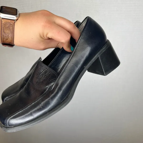 Vero Studio Womens Navy‎ Blue Leather Square Toe Block Heel Loafers Size 7.5 M - Image 3