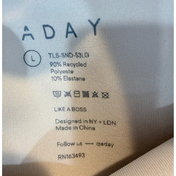 ADAY Like A Boss Pullover Sand Cream Scuba Mock Neck Sweatshirt Large - Image 3