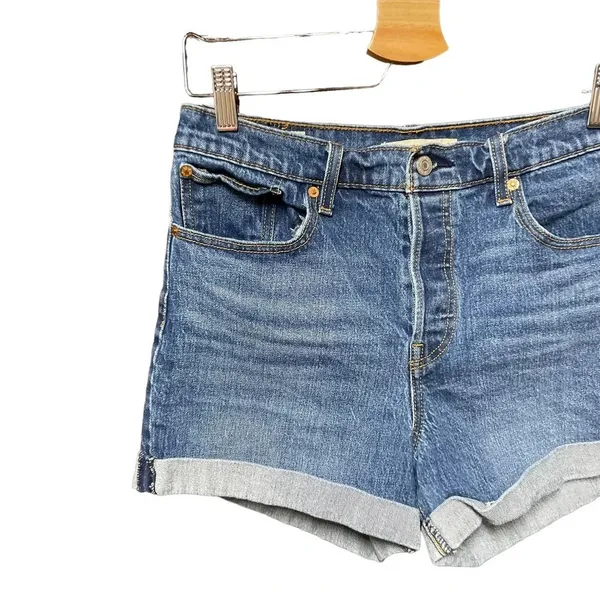 Levi's Wedgie Fit High Rise Denim Shorts‎ Size 30 - Image 4