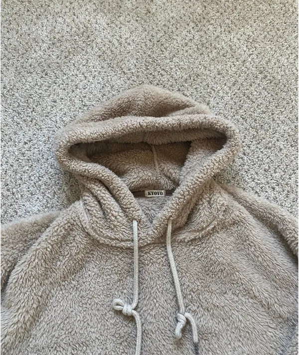 Boutique Crop cozy hoodie - Image 7