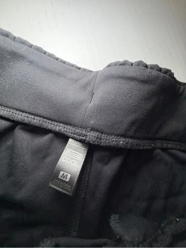 Women’s Black Slim Pull - Image 4