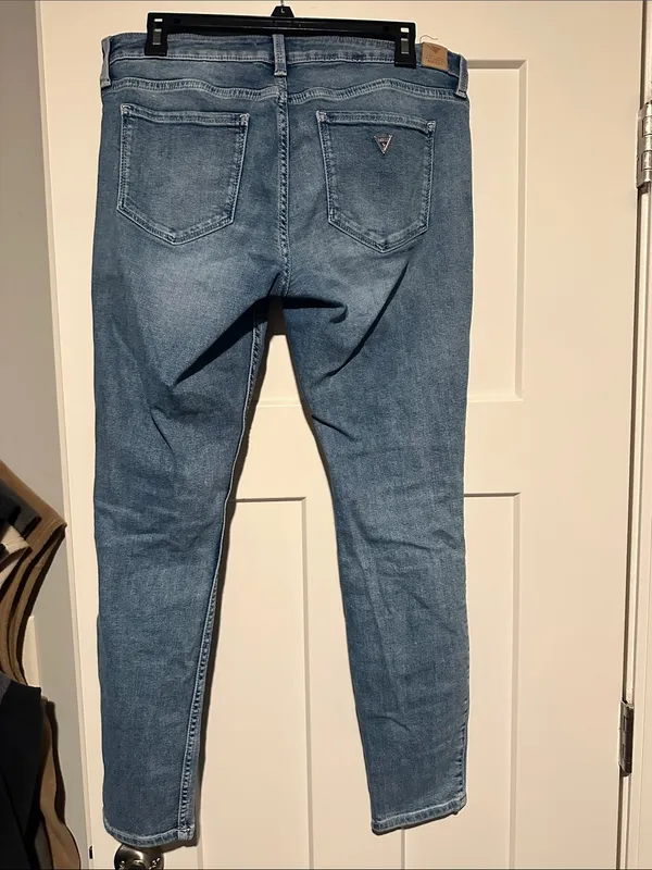 Guess Cropped Distressed Light Blue Women’s Jeans - Image 6