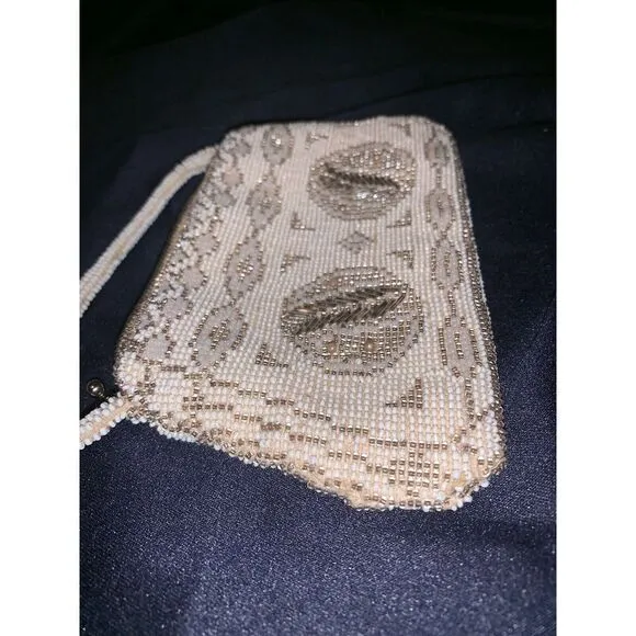 white‎ gold beaded floral bag 7"x4" - Image 6