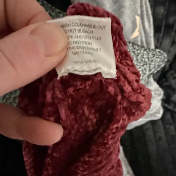 Altar’d State Red Chenille Cabincore Scalloped Hem Sweater Small - Image 8
