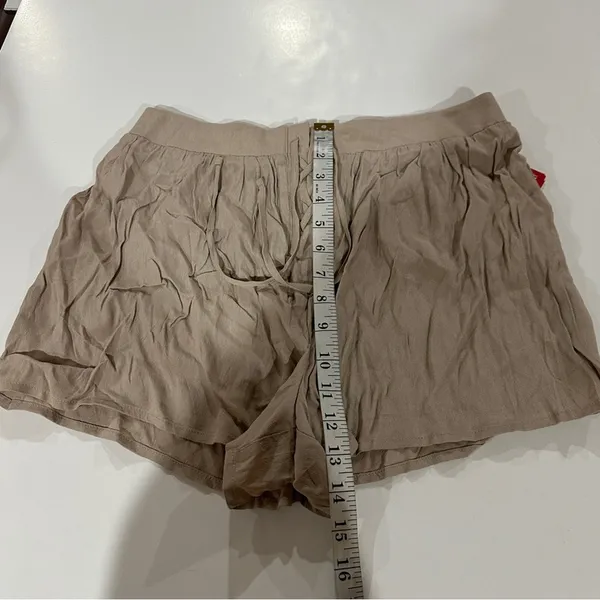 Forever 21 Taupe Beige High Rise‎ Lace Up Short Shorts Size L - Image 6