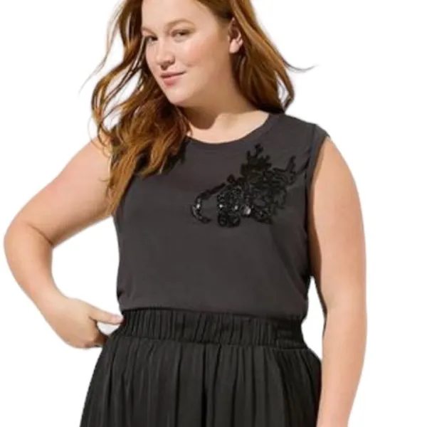 Torrid Rose Flames Classic Fit Super Soft Crew Neck Muscle Tank Size 2 - Image 5