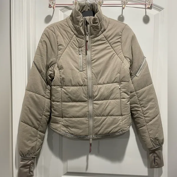 Free People FP Movement Gathering Storm Run Beige Puffer Jacket Size XS - Image 5