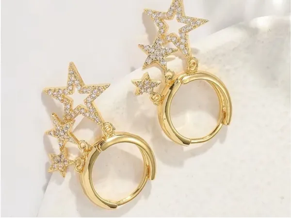 NEW Shooting Stars Zircon and Gold Hoop Earrings NWT - Image 2