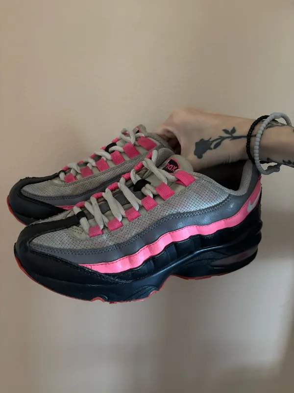 Nike Air Max 95 GS 'Black Pink Blast' - Image 6