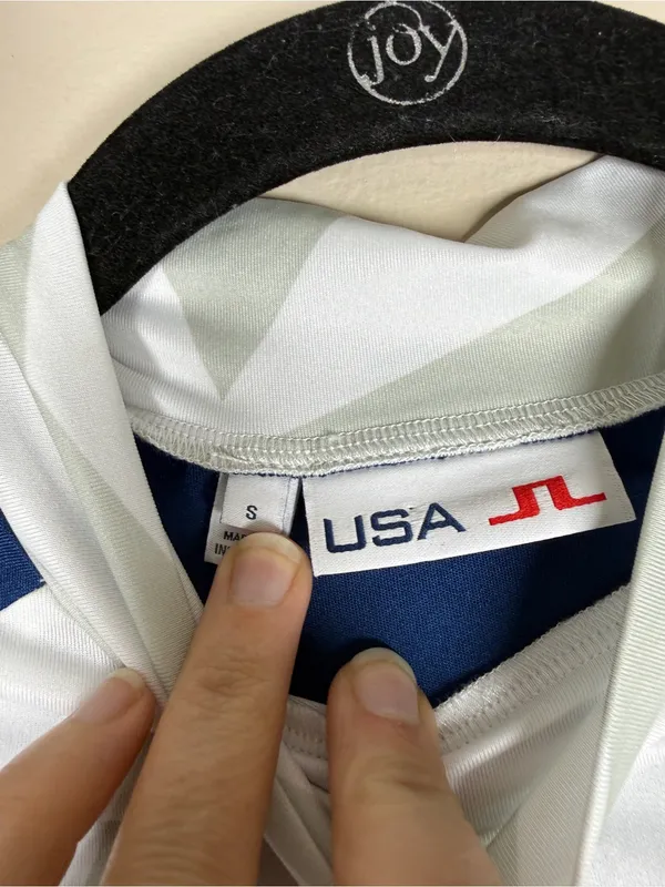 J. Lindeberg Yvette Golf Top Sz S Like New - Image 9