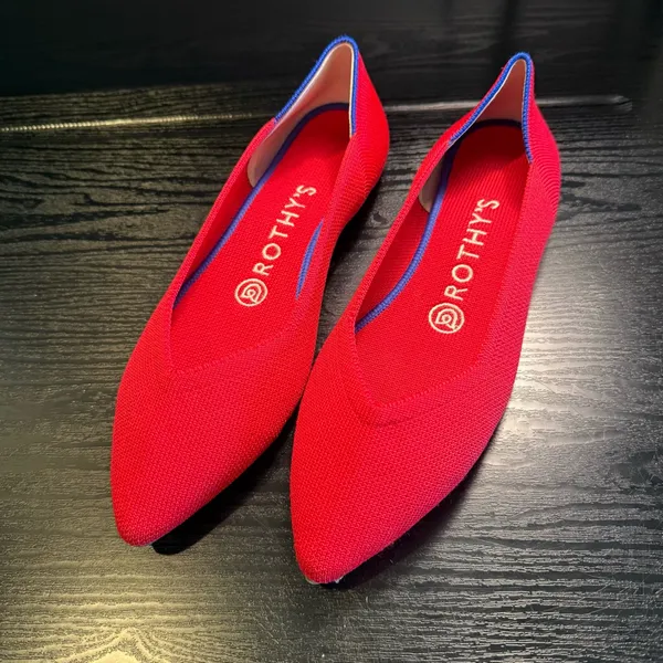 Rothy’s The Point Vibrant Red Pointed Toe Shoes Flats 8 Retired EUC - Image 2