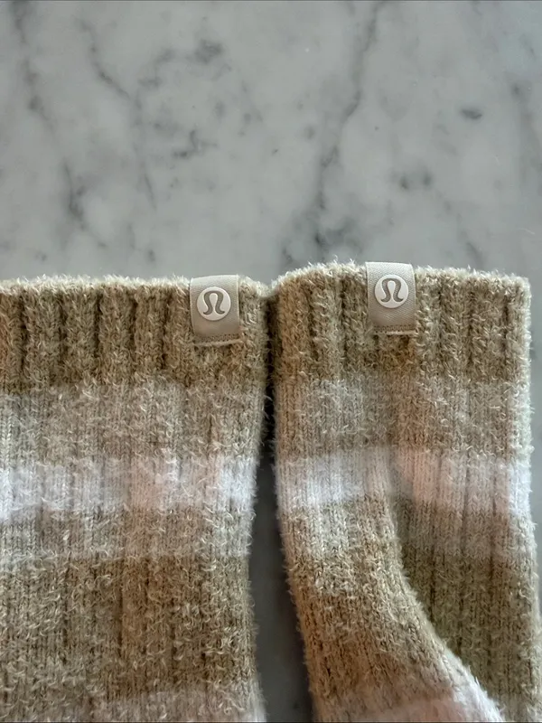 lululemon women’s socks - small - Image 3