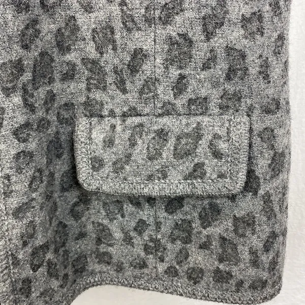 Lisa International Gray Sleeveless Animal Print Zip Up Wool Vest L - Image 4