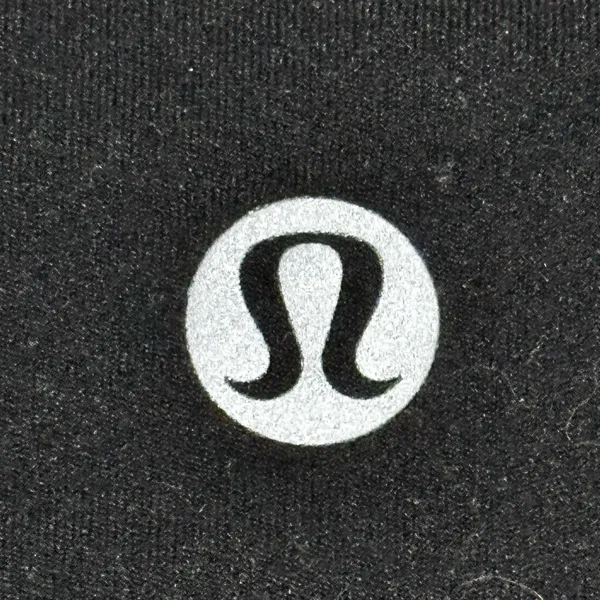 Lululemon sz 6/8 cropped Women's Top - Image 3