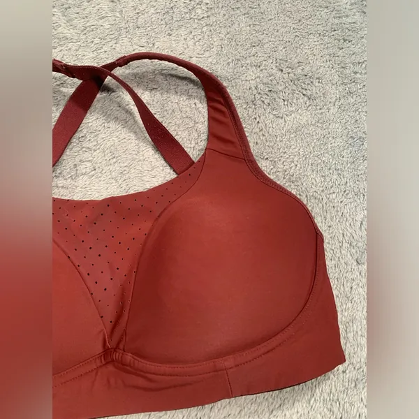Lululemon sports bra red - Image 3