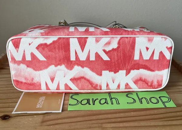 Michael Kors Purse - Image 6