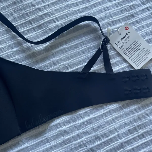 Black lululemon bra  - Image 3