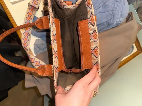 Wrangler Purse Crossbody - Image 2