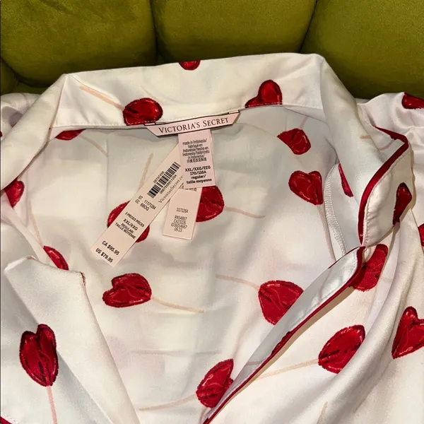 NWT Victorias Secret Valentine PJ Set - Image 4