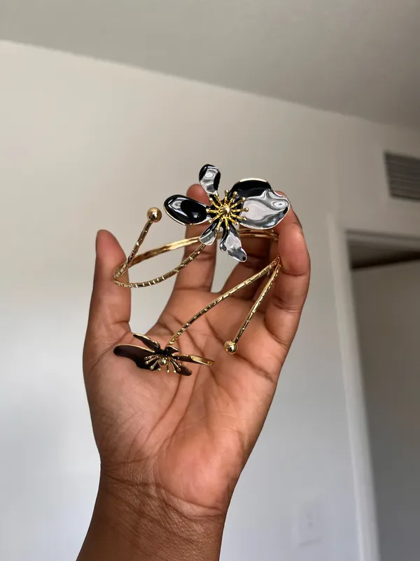 & Other Stories Arm cuff - Image 5
