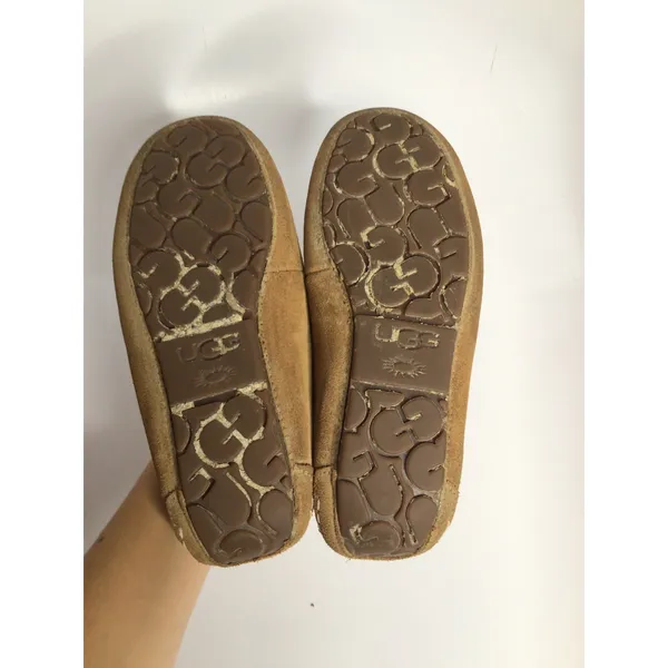 UGG Ansley Moccasin Slippers Women 6 Chestnut Brown Good Suede Wool 1106878 - Image 6