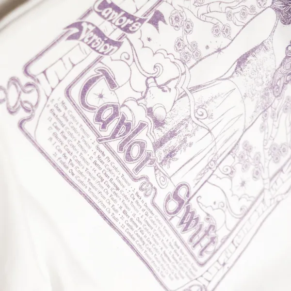 Taylor Swift Speak Now Taylors Version Sweatshirt Women L‎ White Purple Floral - Image 3