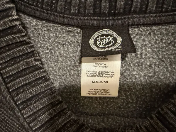 Target Girls Boston Bruins Sweatshirt - Image 2