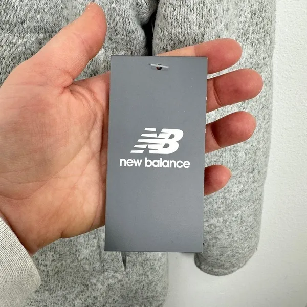 New Balance Women Sweater Fleece Quilted Jacket Light Gray Full Zip Athletic NWT - Image 3