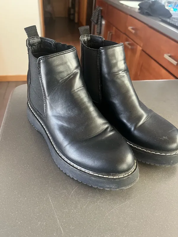 Madden Girl Boots - Image 2