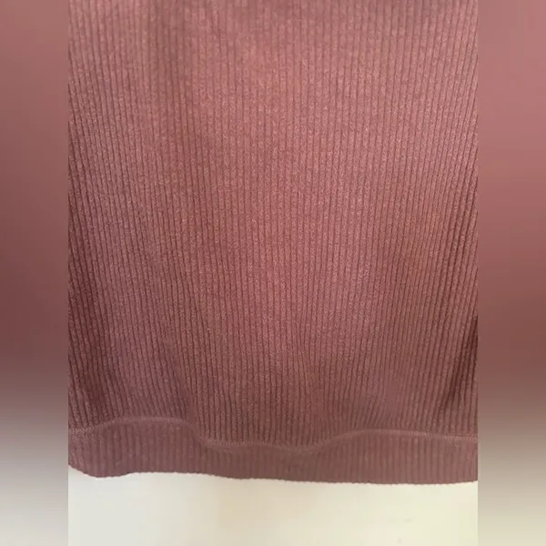 Abercrombie & Fitch Ribbed Off Shoulder Sweater Size XS Mauve - Image 5