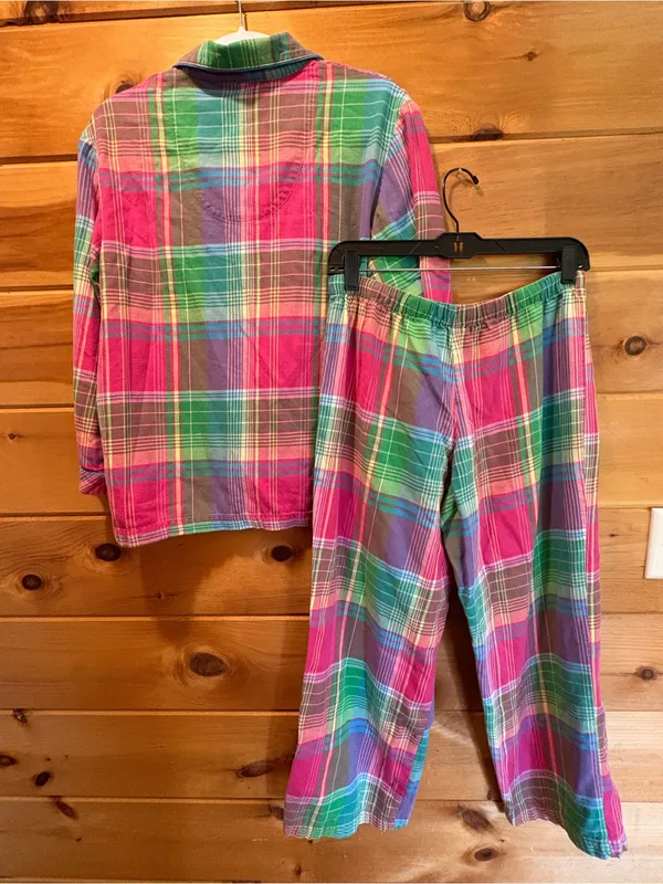 Victoria's Secret Pink, Green & Purple Plaid Flannel Pajama Set size Small - Image 4
