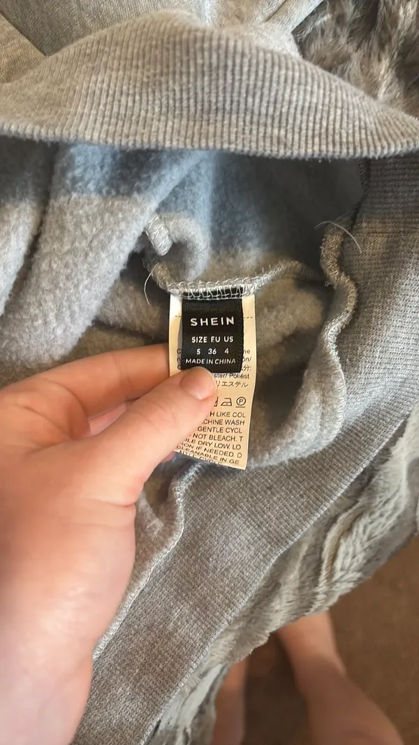 SheIn Cropped Half Zip Sweatshirt - Image 2