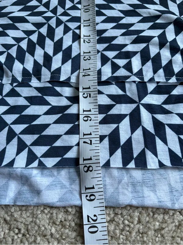 Free people movement printed temp sleeveless activewear gym tank top size small - Image 12