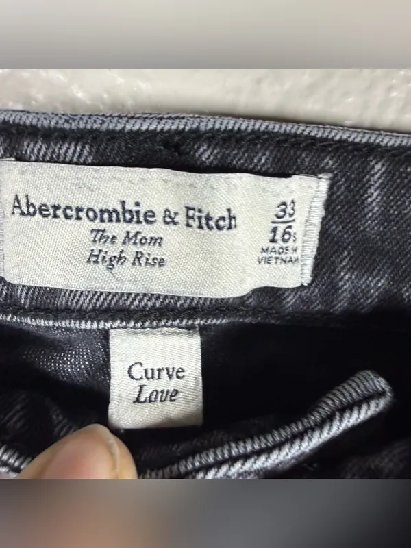 Abercrombie & Fitch High-Rise the mom Slim Straight Jeans - Black Wash SZ:33/16S - Image 9